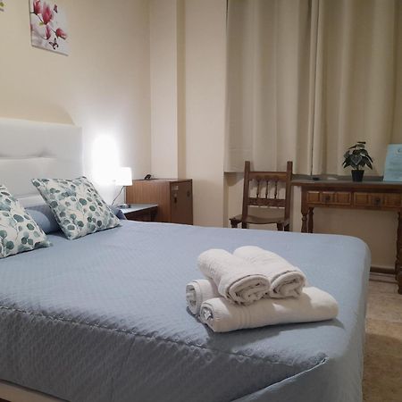Hostal San Roque Guadalajara Esterno foto