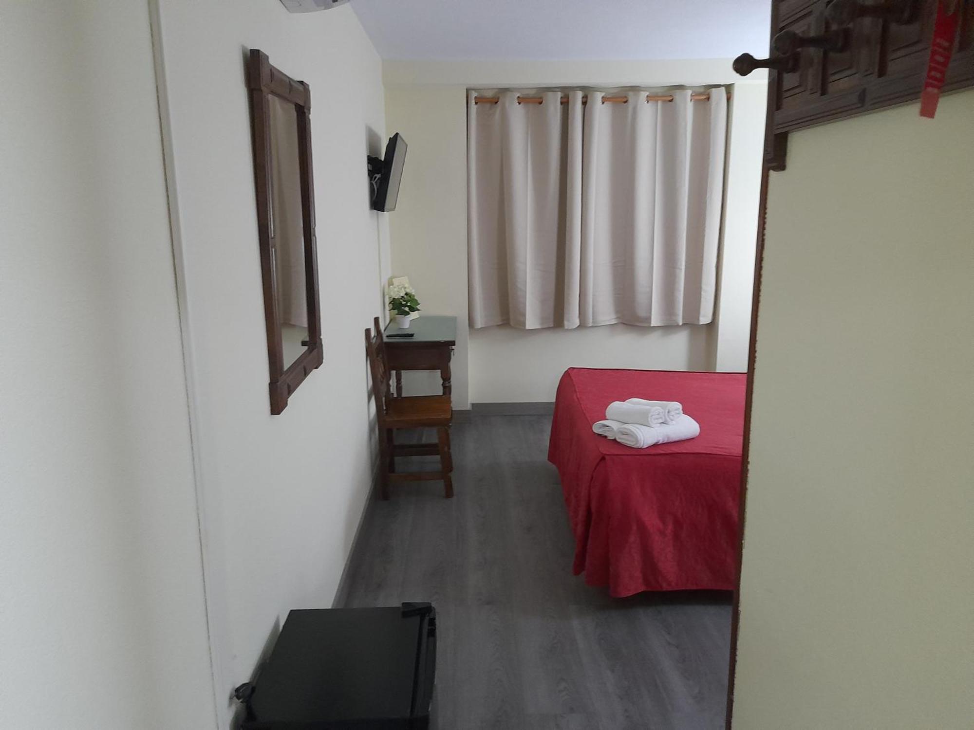 Hostal San Roque Guadalajara Esterno foto