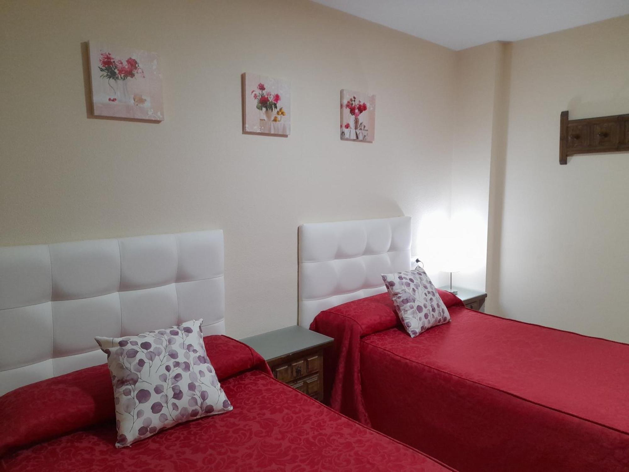 Hostal San Roque Guadalajara Esterno foto