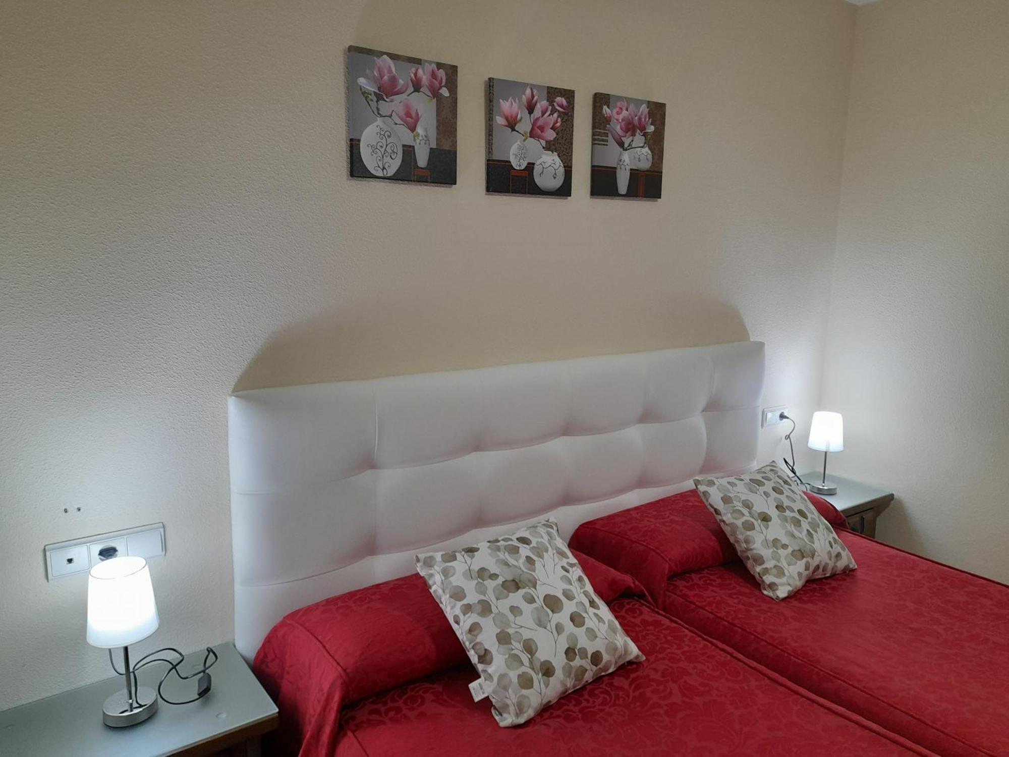 Hostal San Roque Guadalajara Esterno foto