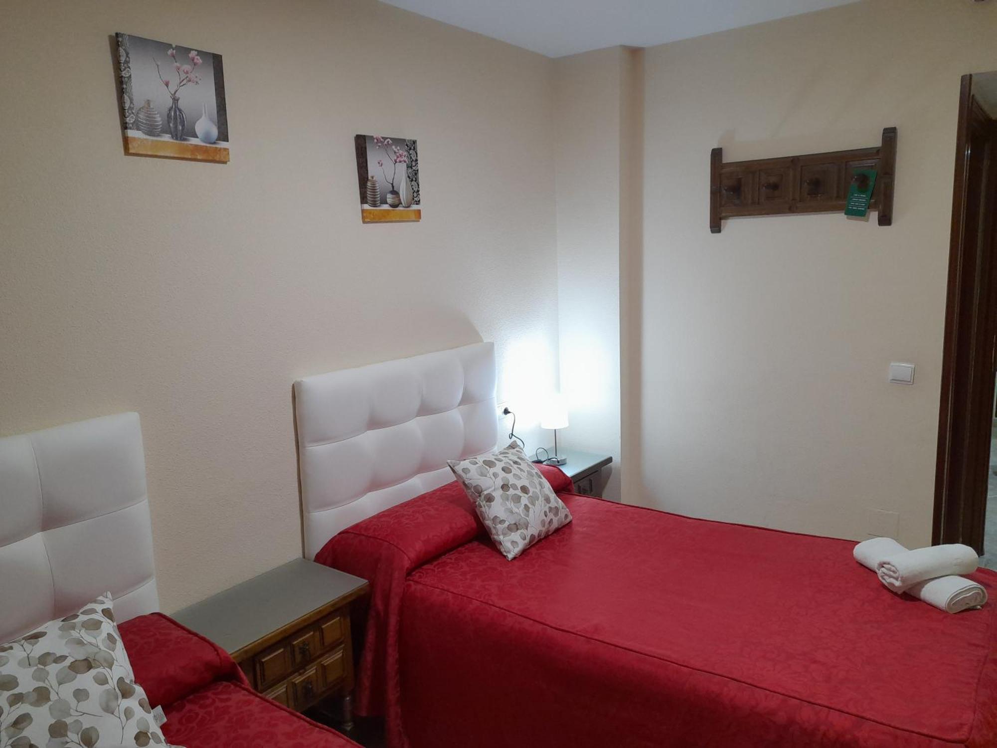Hostal San Roque Guadalajara Esterno foto